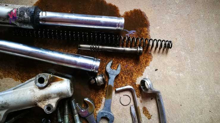 Biaya Servis Shock Depan Motor